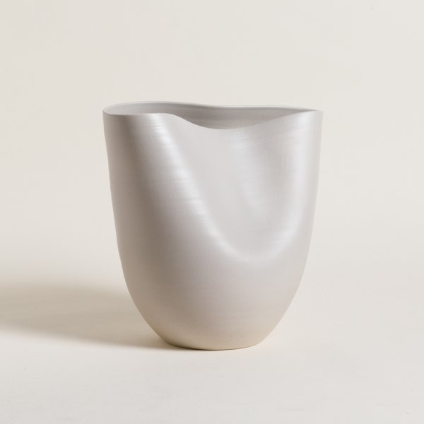 Vasija Dented Cream 29x20x30cm