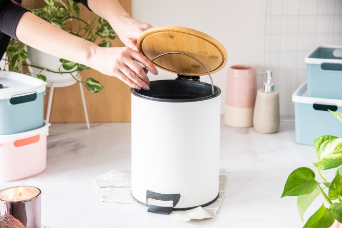 Cesto De Residuos 5l Acero Blanco Tapa De Madera 