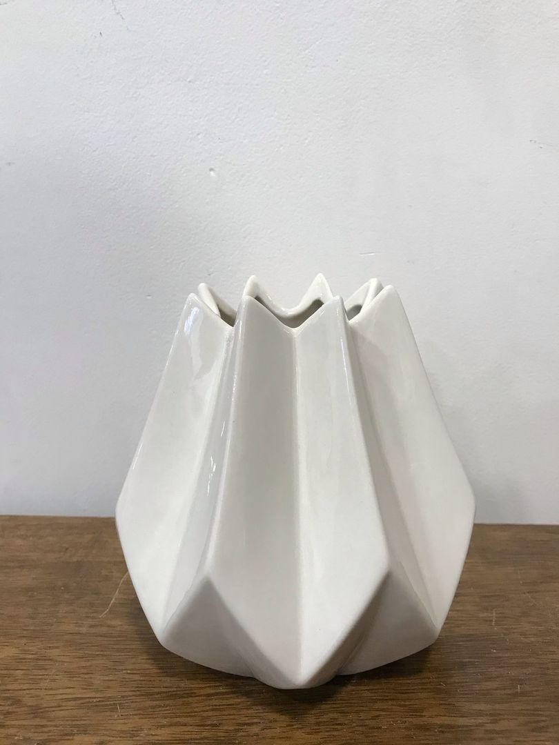 Florero De Ceramica Facetado