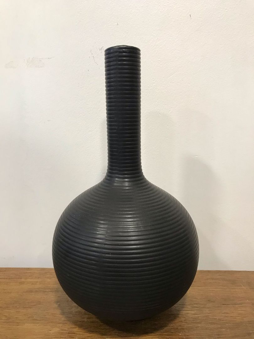 Florero De Ceramica  Cuello Largo 25cm