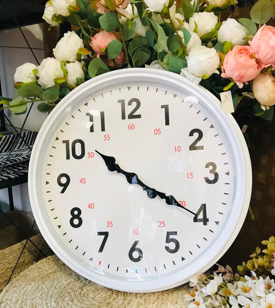 Reloj De Pared 45cm Con Minutero