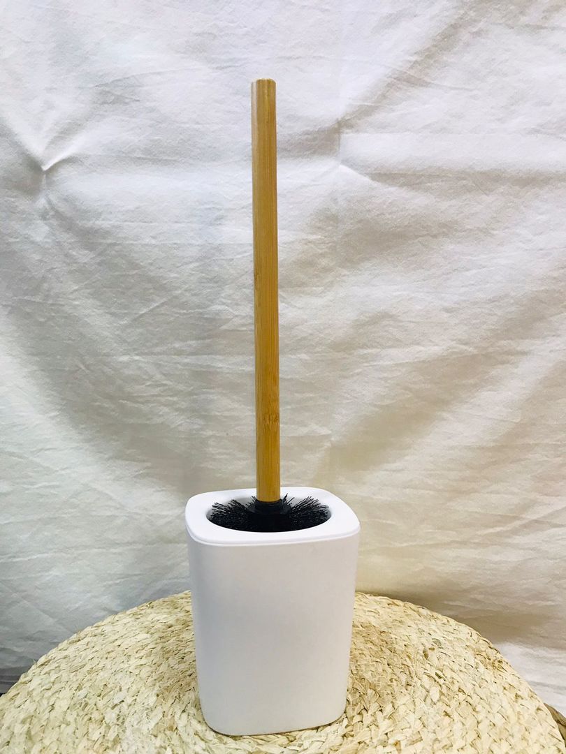 Cepillo Para Baño Mango De Bambu